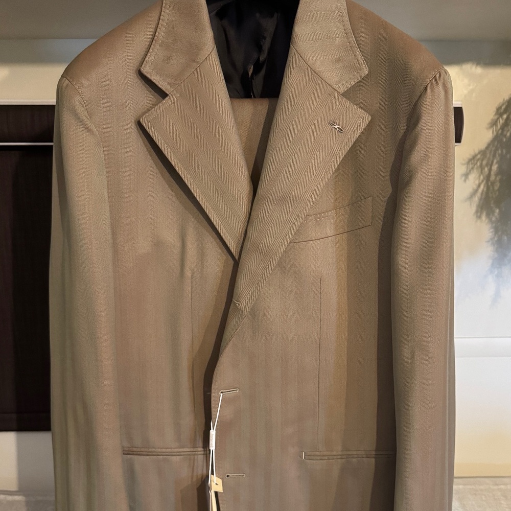Spier and Mackay Neo Cut Tan Solaro Suit US 48 EU 58